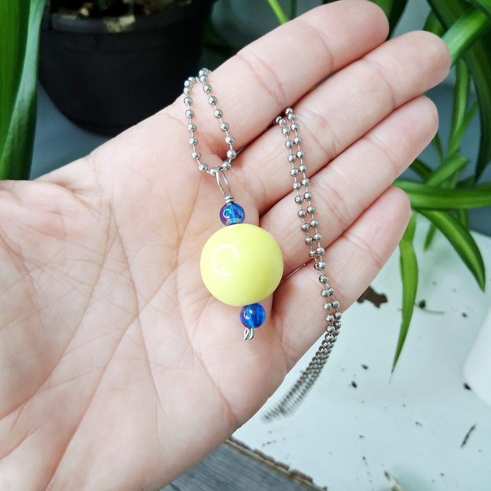 2/$15 Chic Silver Necklace with Yellow and Blue Pendant, 17"